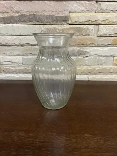 [Lina Lined Vase] Lina Lined Vase